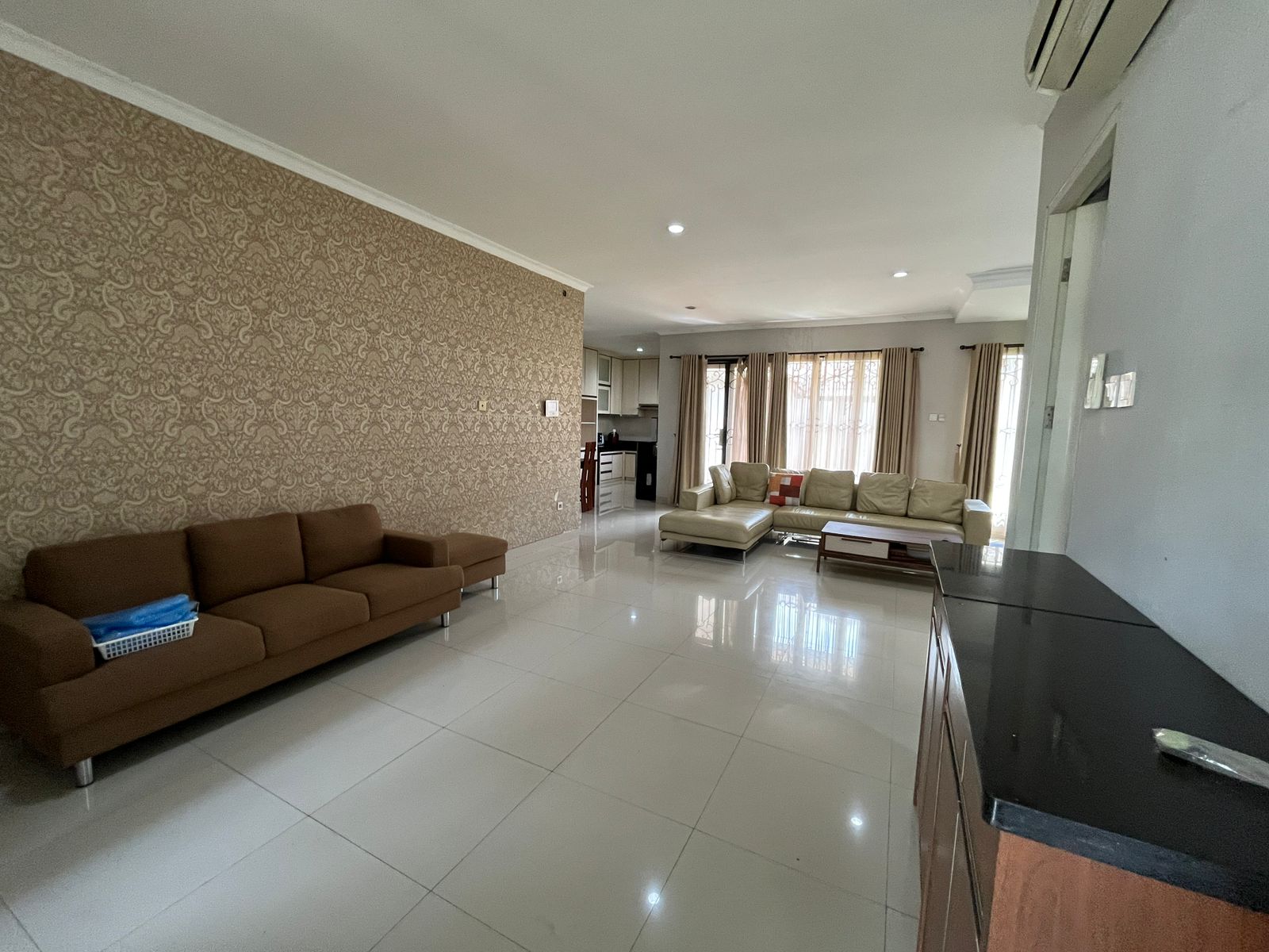 Rumah Disewakan Fully Furnished di Cluster Vassa Terrace Lippo Cikarang 